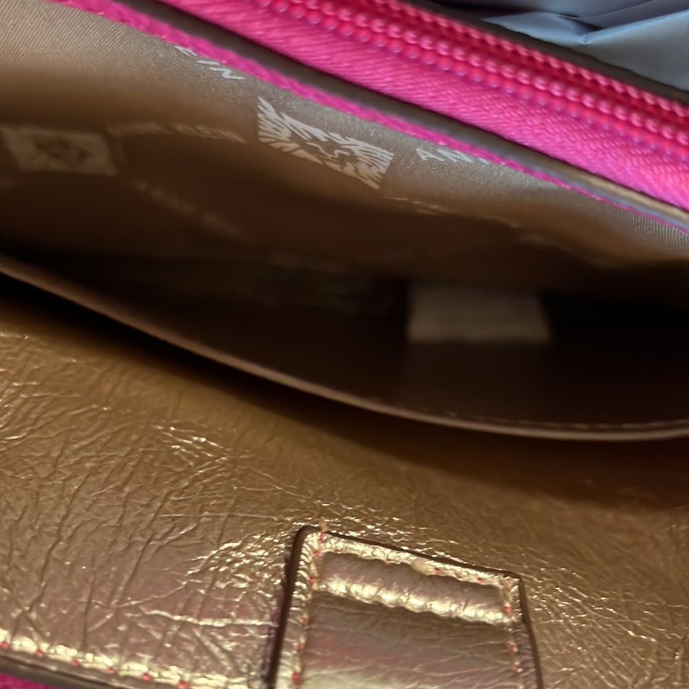 Anne Klein Purse - Picture 8 of 9